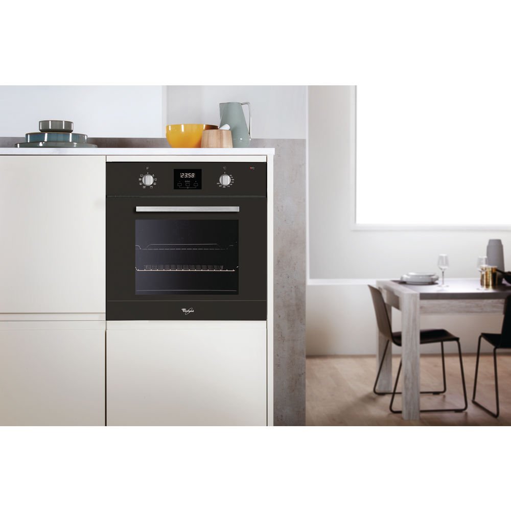 Духовой шкаф электрический Whirlpool AKP 458 NB